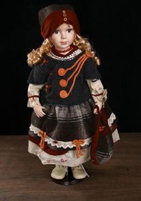 Кукла коллекционная 